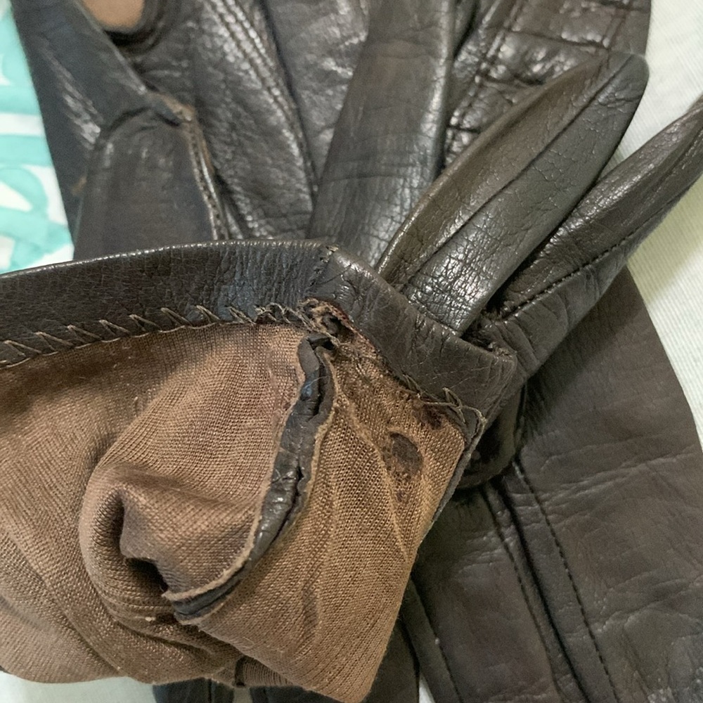 Vintage Brown Grandoe Silk Lined Wrist Length Leather Gloves Size 6.5 - Picture 5 of 5